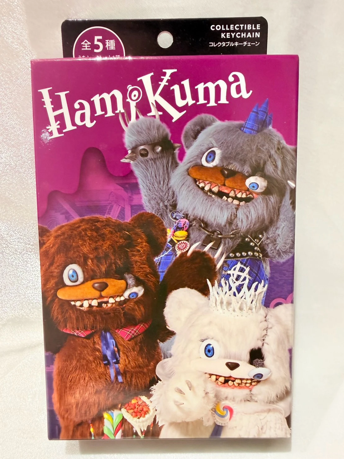 環球殭屍熊hamikuma盲抽立牌