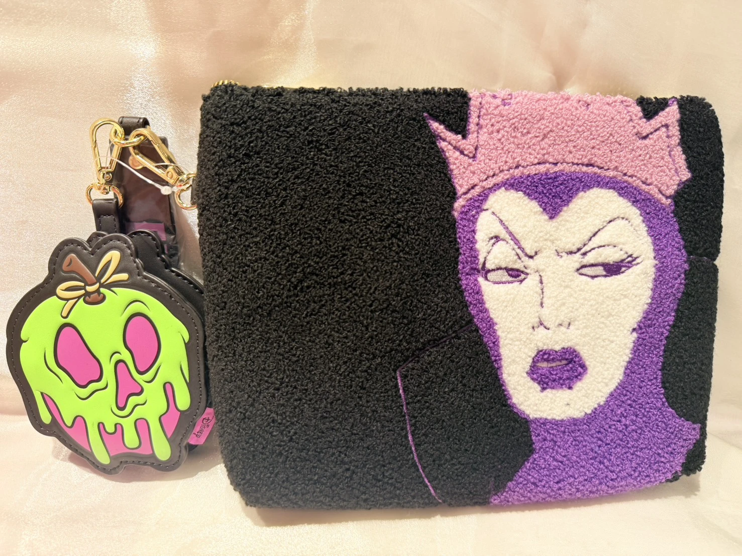 美國限定Loungefly壞皇后刺繡零錢手拿包