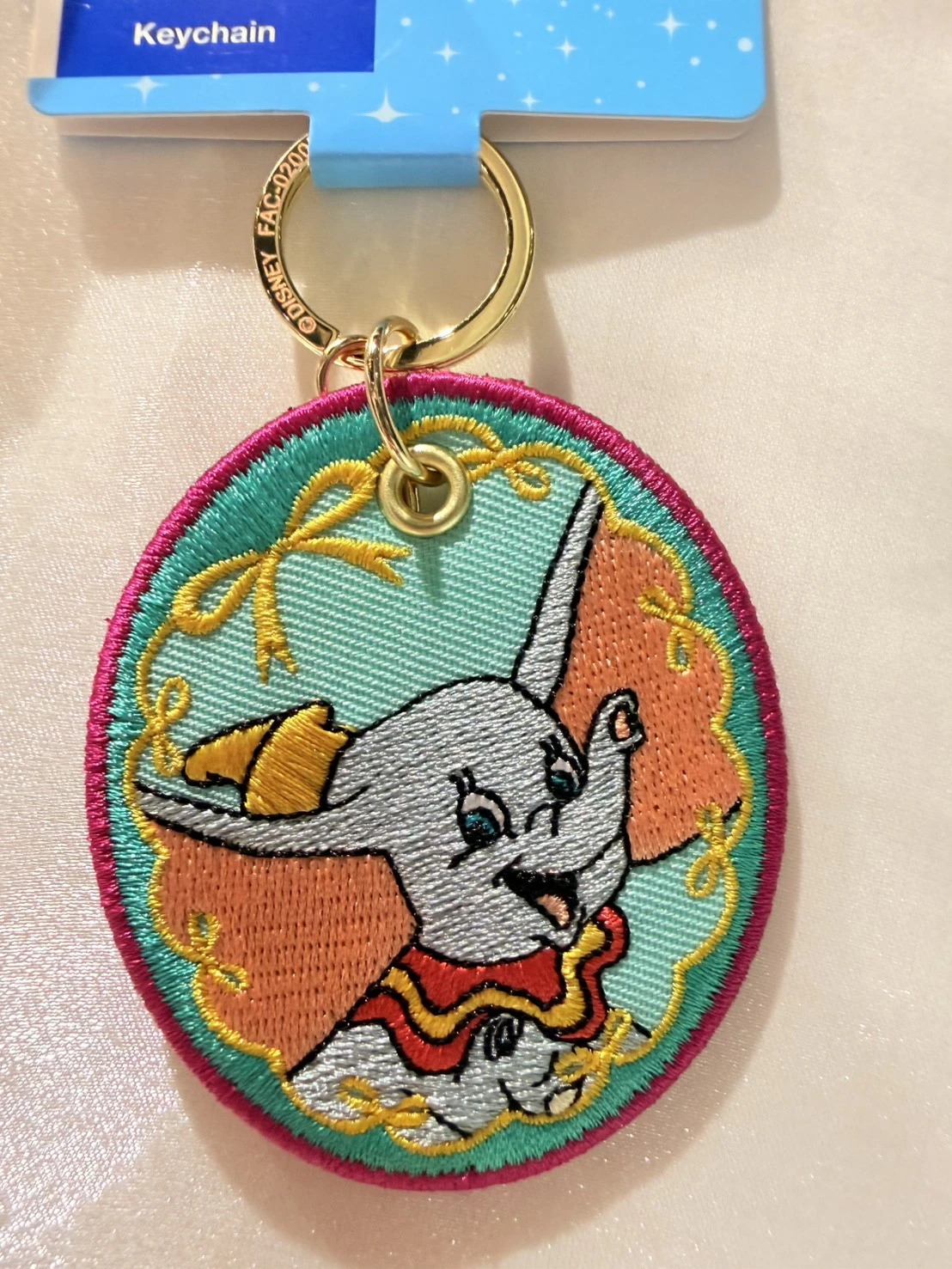 香港樂園小飛象刺繡布片鑰匙圈