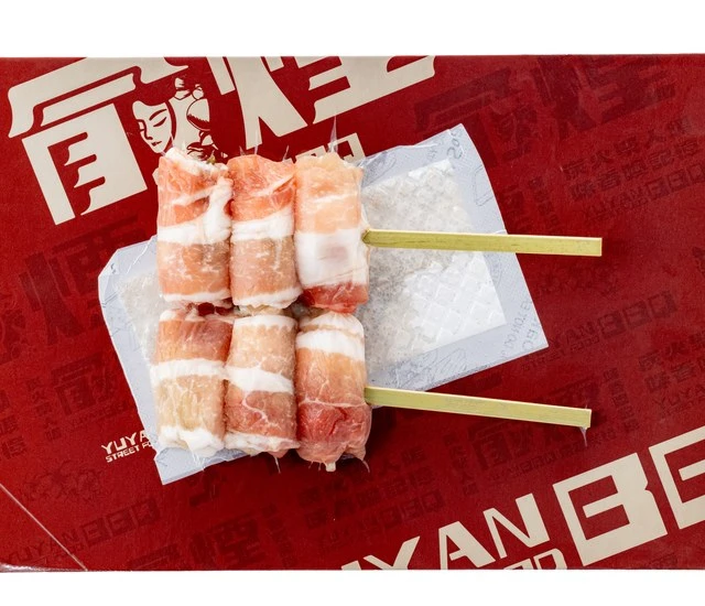 豬·剝皮辣椒金針菇串