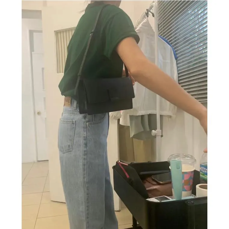 【實拍現貨】Mumu select。正韓 設計師品牌 Toae Knot Bag 掀蓋肩背方包