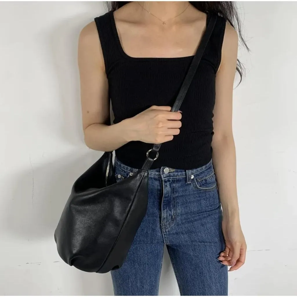【黑色現貨＋預購】Bucks & leather -三種背法時尚垂墜拉鍊水桶包