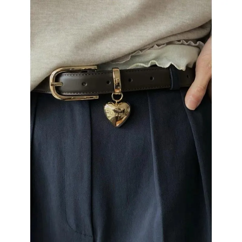 【現貨實拍+預購】Mumu select。正韓 LÉONIE 精緻金 \\ 銀小愛心吊飾 牛皮帶 韓國皮帶 超可愛