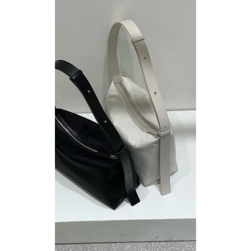 【三色現貨+預購 免運實拍】Mumu select。正韓 dearni are bag 質感可調節尼龍腋下包 可斜背大款
