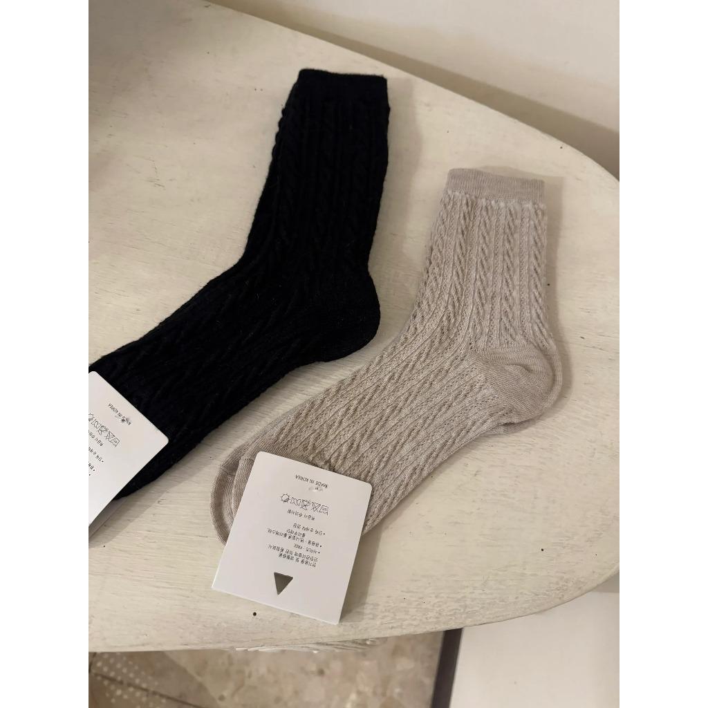 【黑色現貨當天出貨+預購】Mumu select。韓風選品  正韓鉤針小麻花中筒襪