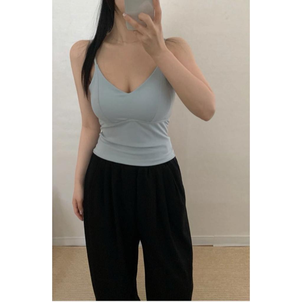 【現貨實拍+預購】韓式好看推薦！細肩Ｖ領Bra Top