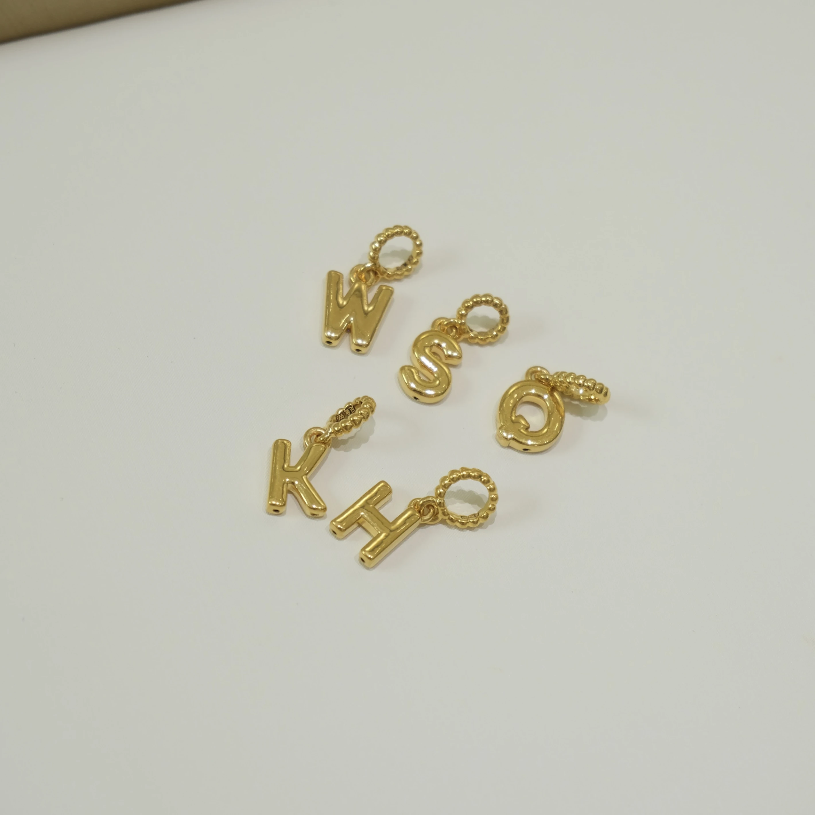 金字予你｜黃金吊墜