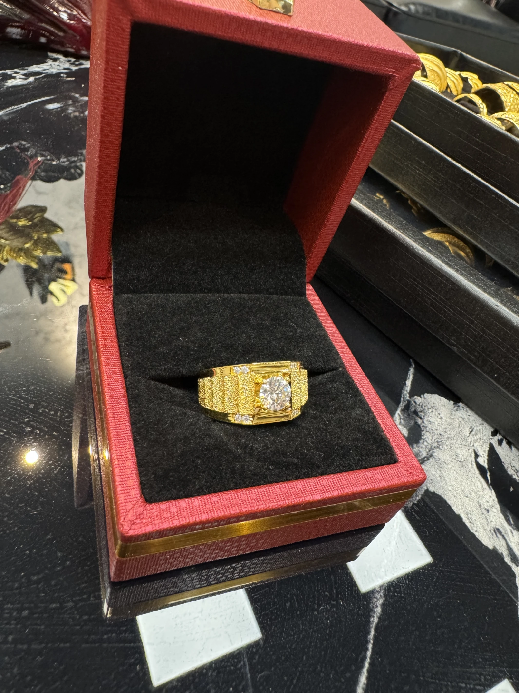 金包銀2錢鑽沙階梯鑽戒