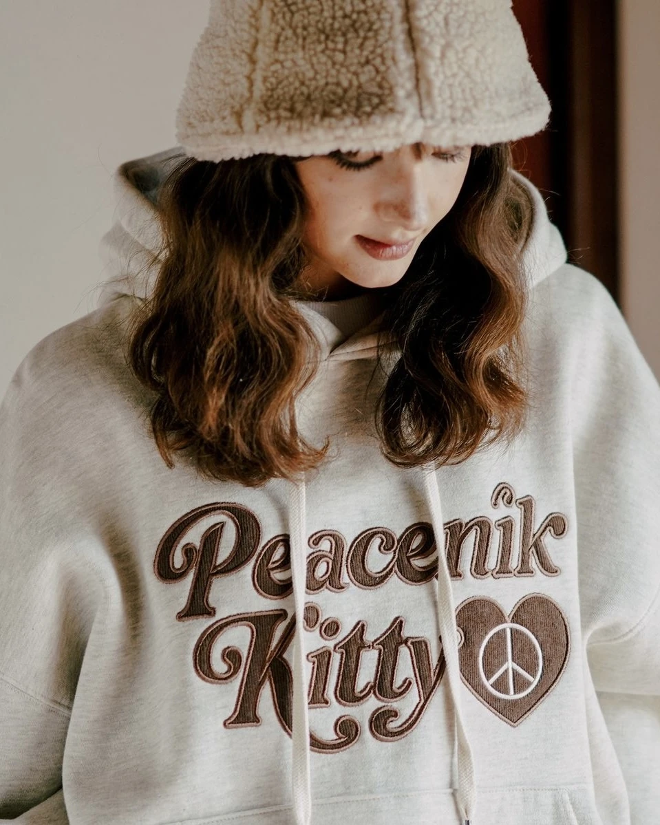 <預購> 韓國WV PROJECT 電繡Peacenik Kitty高磅刷毛帽T