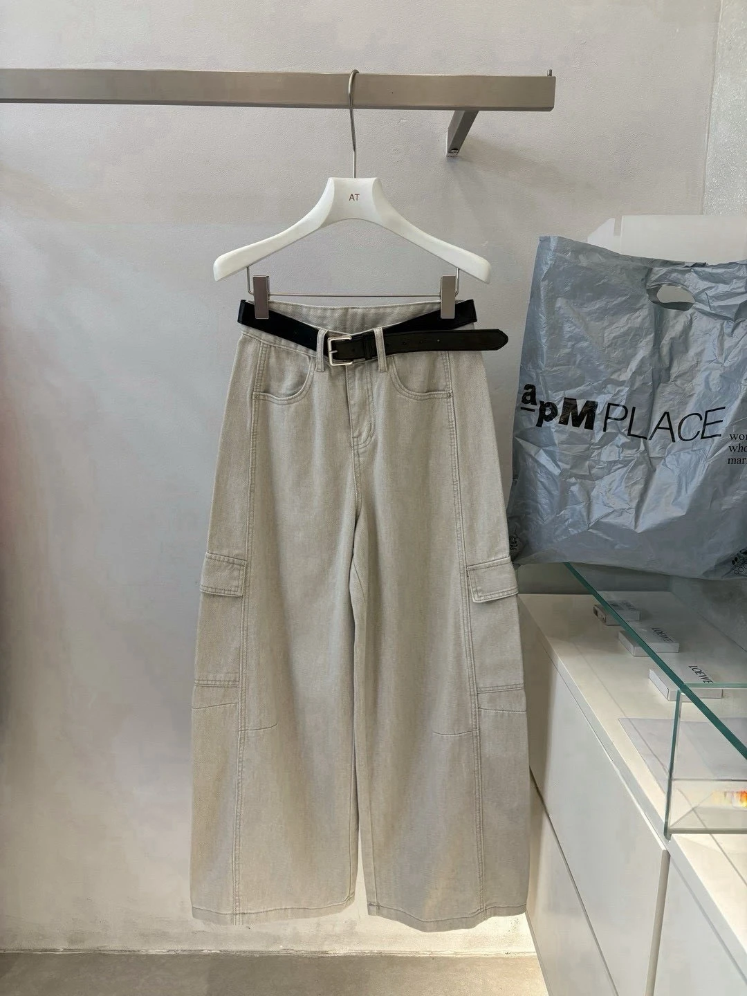 修身彎刀個性工裝牛仔褲-米杏/卡其/灰/藍-S/M/L/XL(現貨)