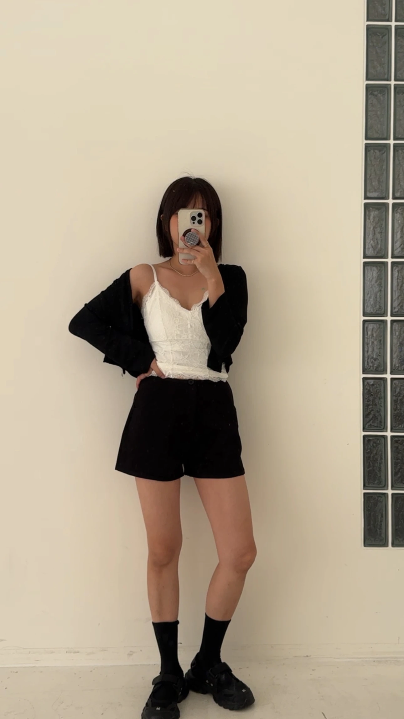 無腰頭拉鍊短褲