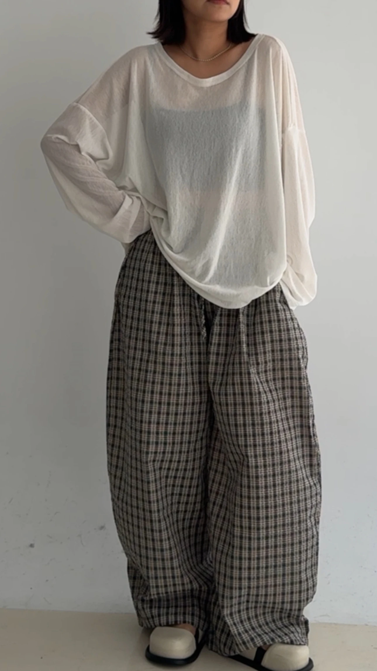慵懶防曬素衣