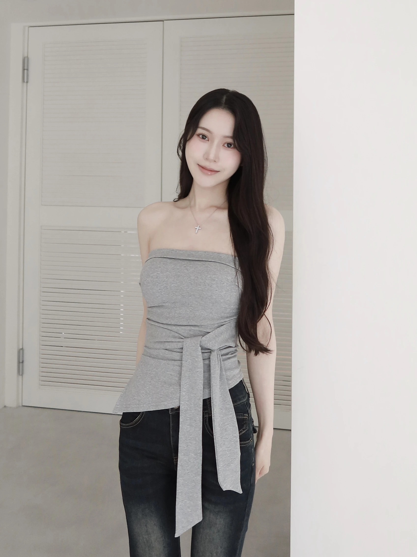抓皺不對稱平口綁腰Bra Top