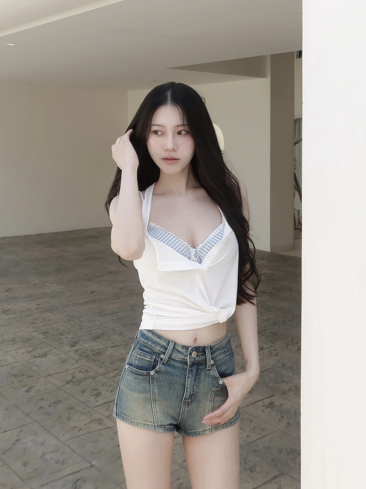 夏日微透感兩件式細肩背心