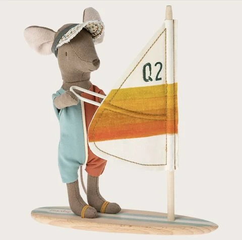 海灘衝浪鼠哥 Beach mice, Surfer big brother