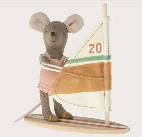 海灘衝浪小妹鼠 Beach mice, Surfer little sister