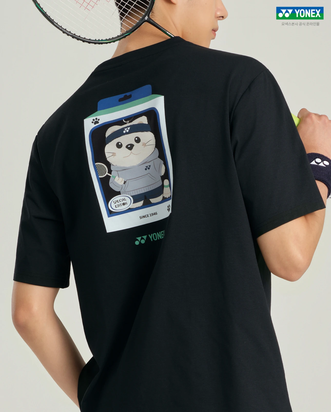 ✦ PRO羽球✦韓國 YONEX｜羽球 運動休閒服 263TS033U 立體盒裝貓咪印花 ｜不含棉質 男女通用