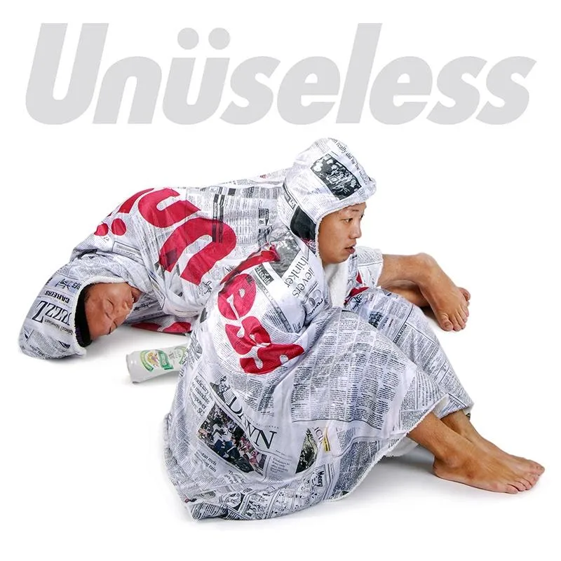 【 Unuseless 】街頭浪人連帽懶人萬用毯