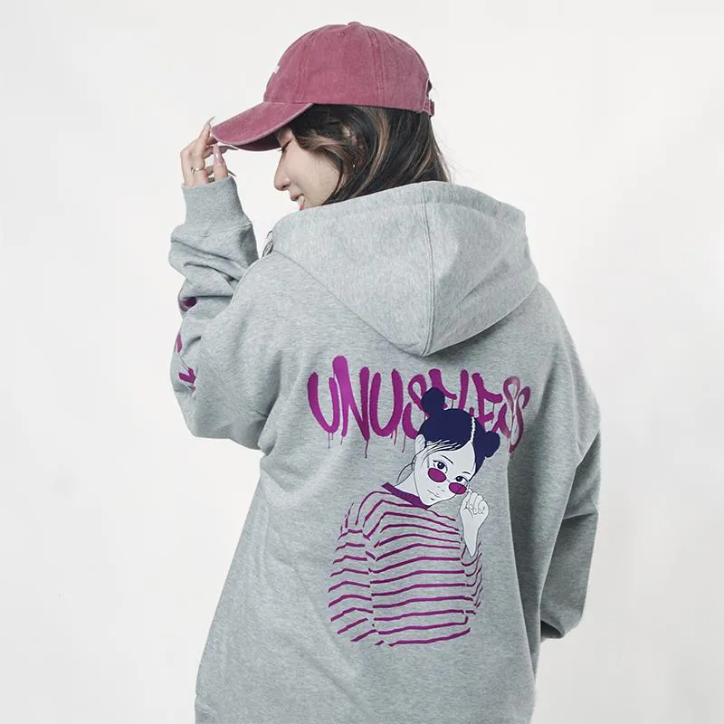 【 Unuseless 】噴漆少女 寬版落肩帽T ( 灰 )