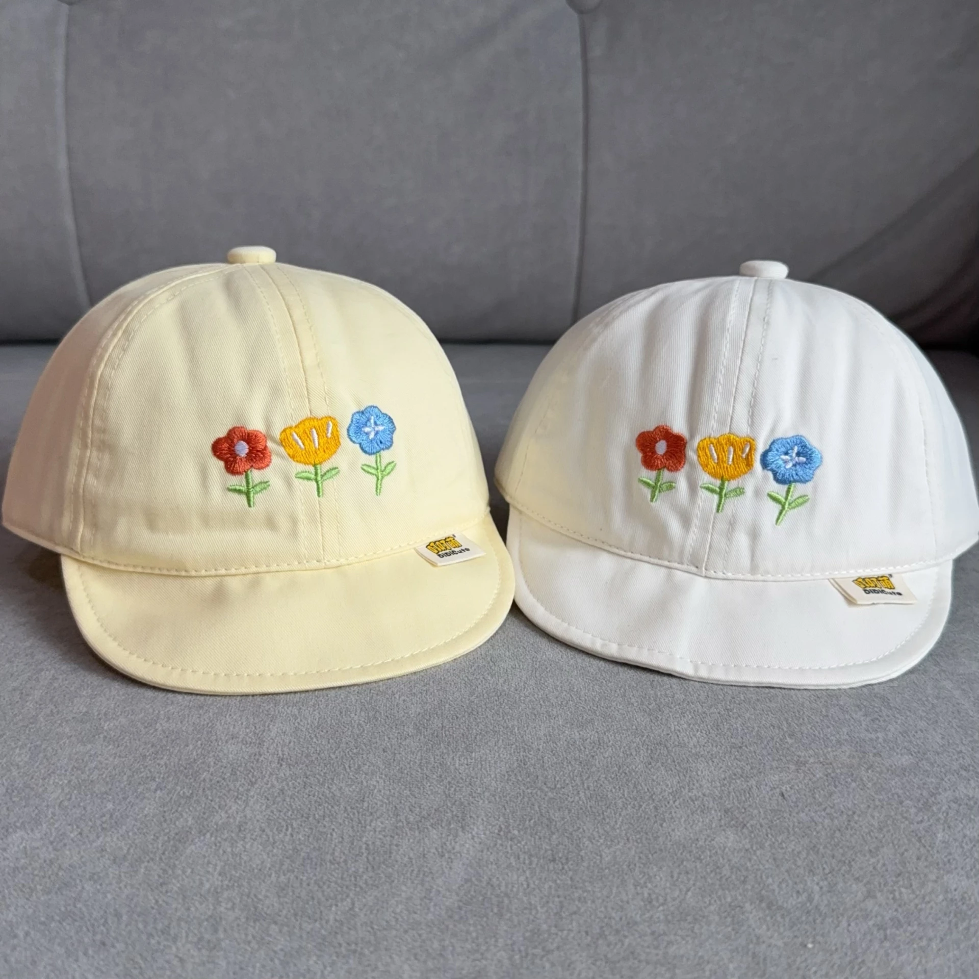 REVE 三朵小花鴨舌帽