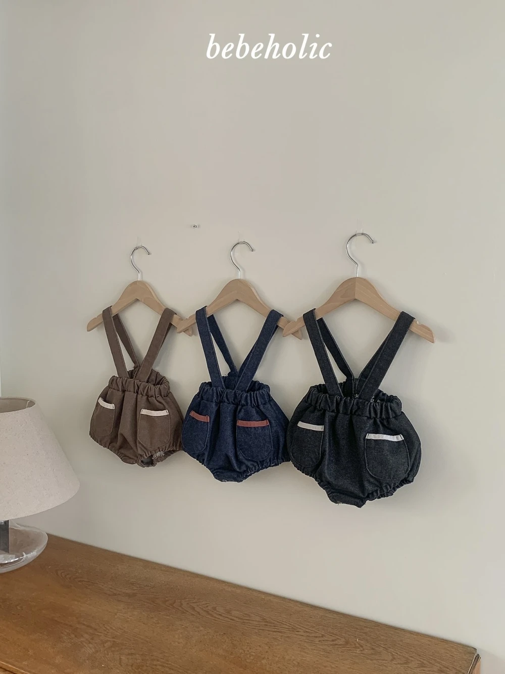 Bebe holic 小口袋吊帶包屁褲
