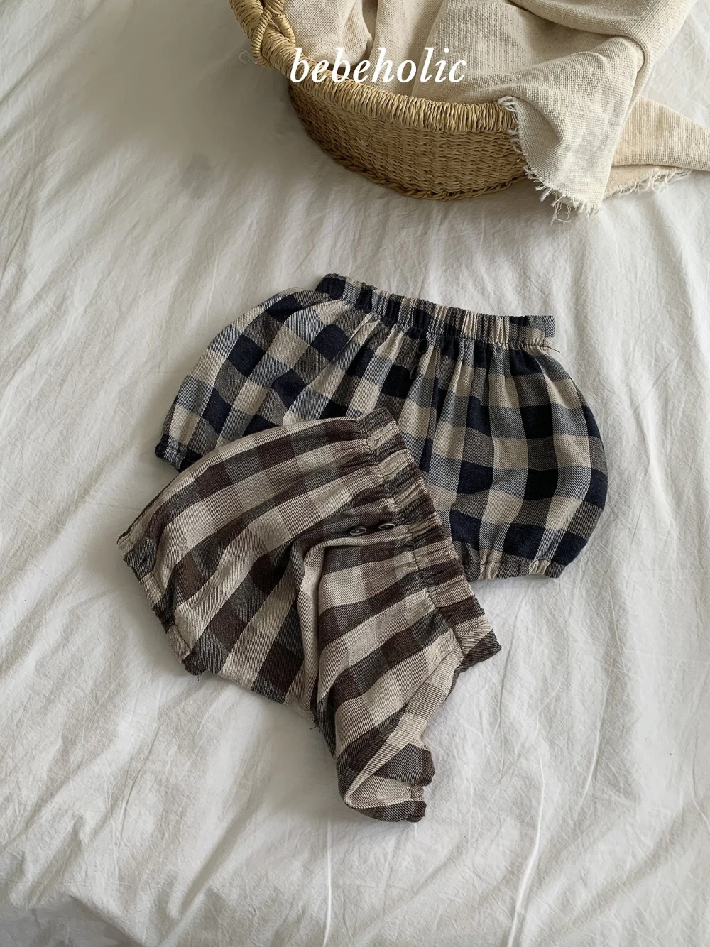 Bebe holic 英倫格紋南瓜褲