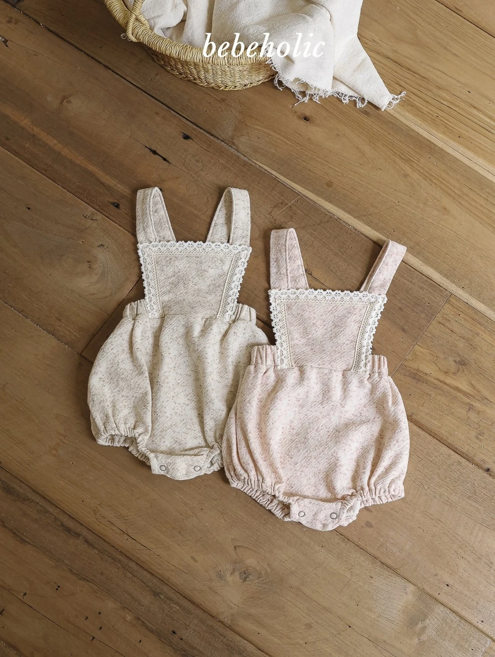 Bebe holic 法式蕾絲吊帶包屁褲