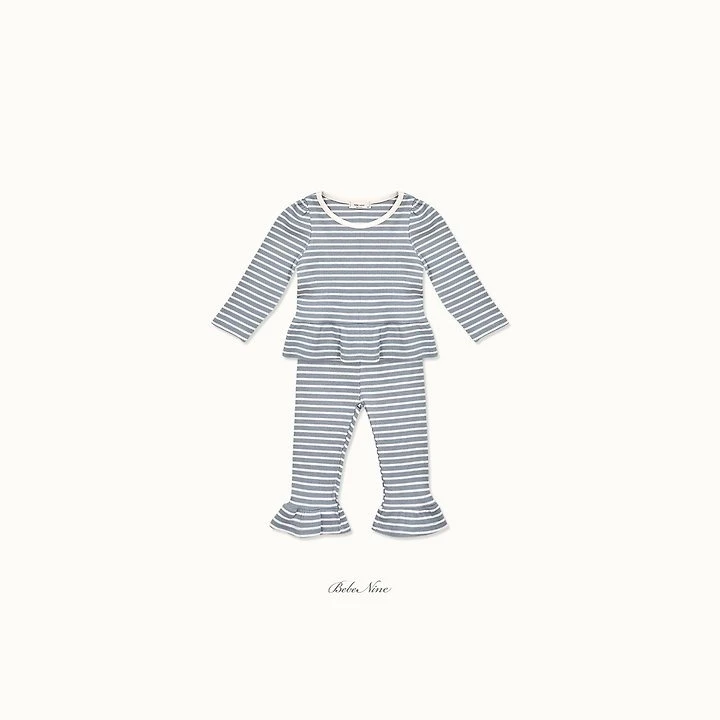 Bebe nine 條紋荷葉邊套裝