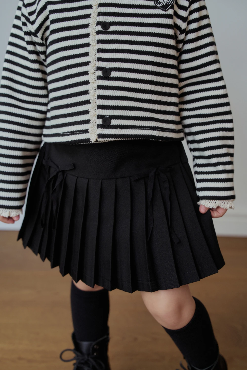 Momo ann 緞帶百褶裙