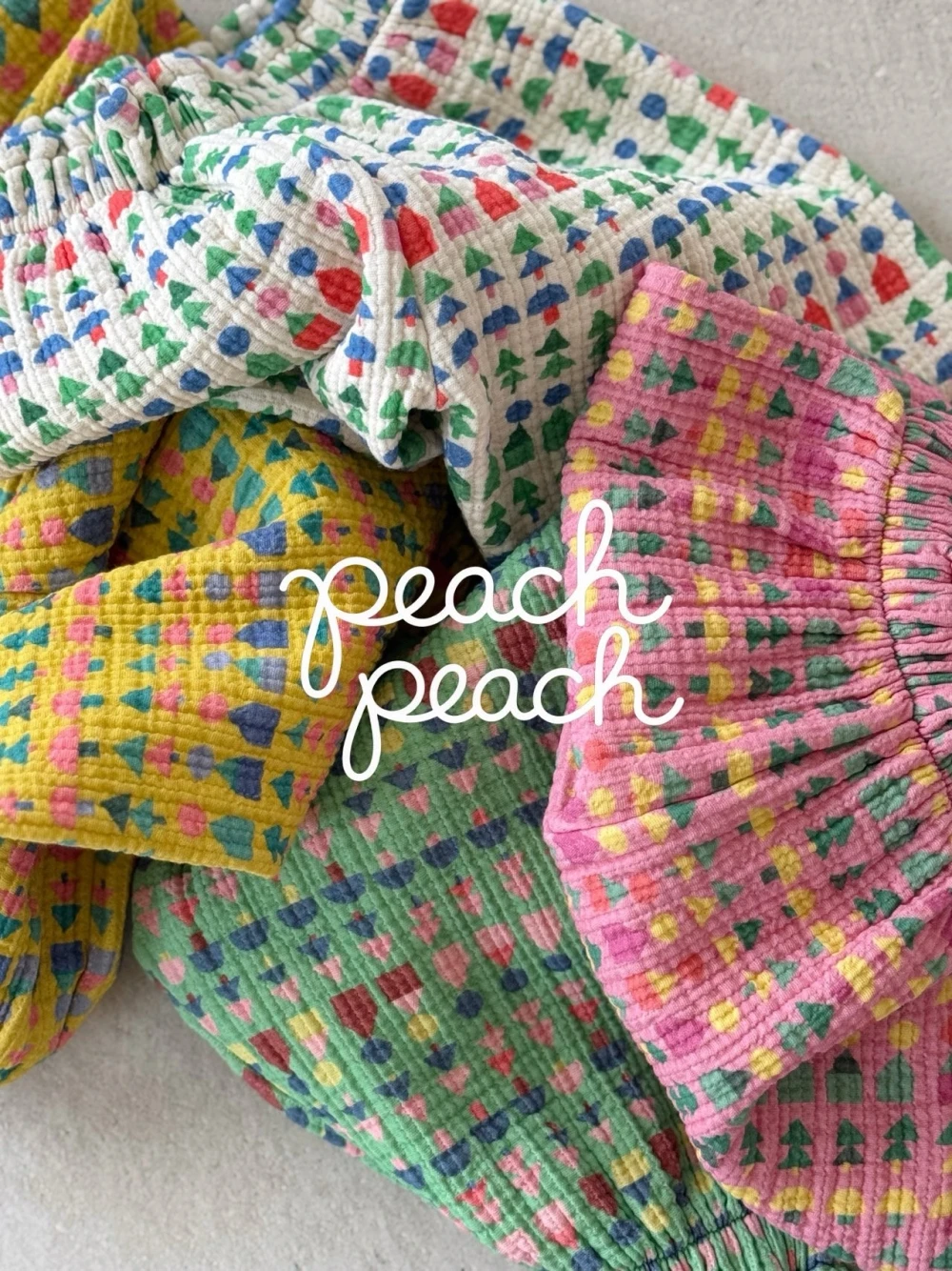 Peach peach 彩糖森林燈籠褲