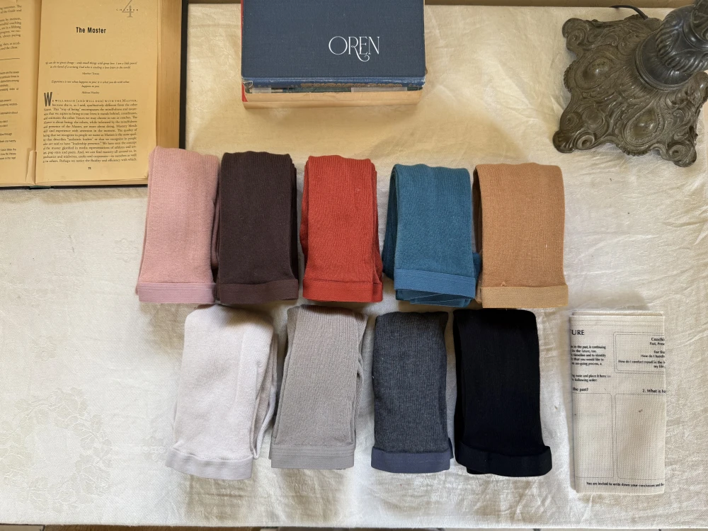 Oren 森林色條紋褲襪