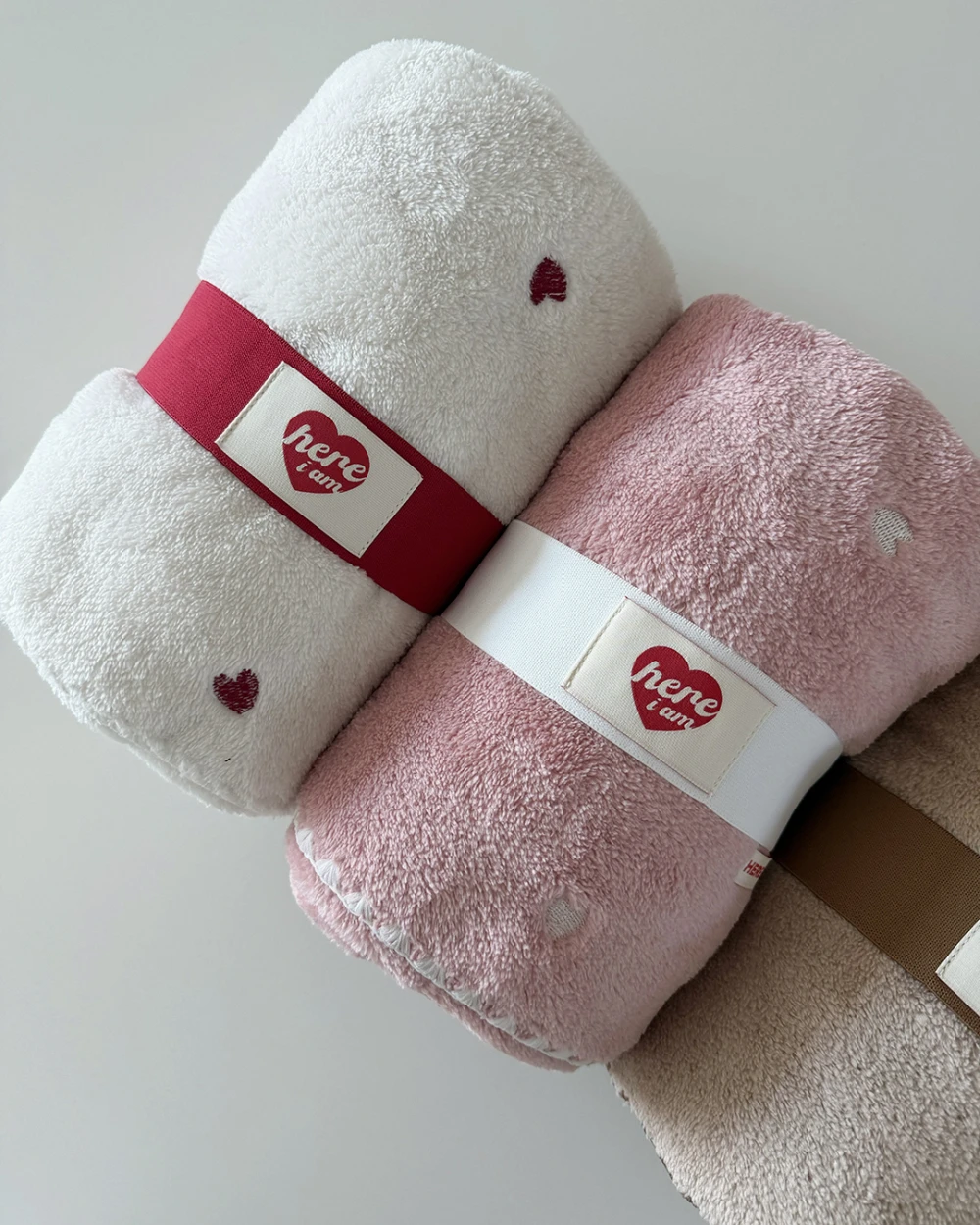 Here I am 超細纖維舒適刺繡毯