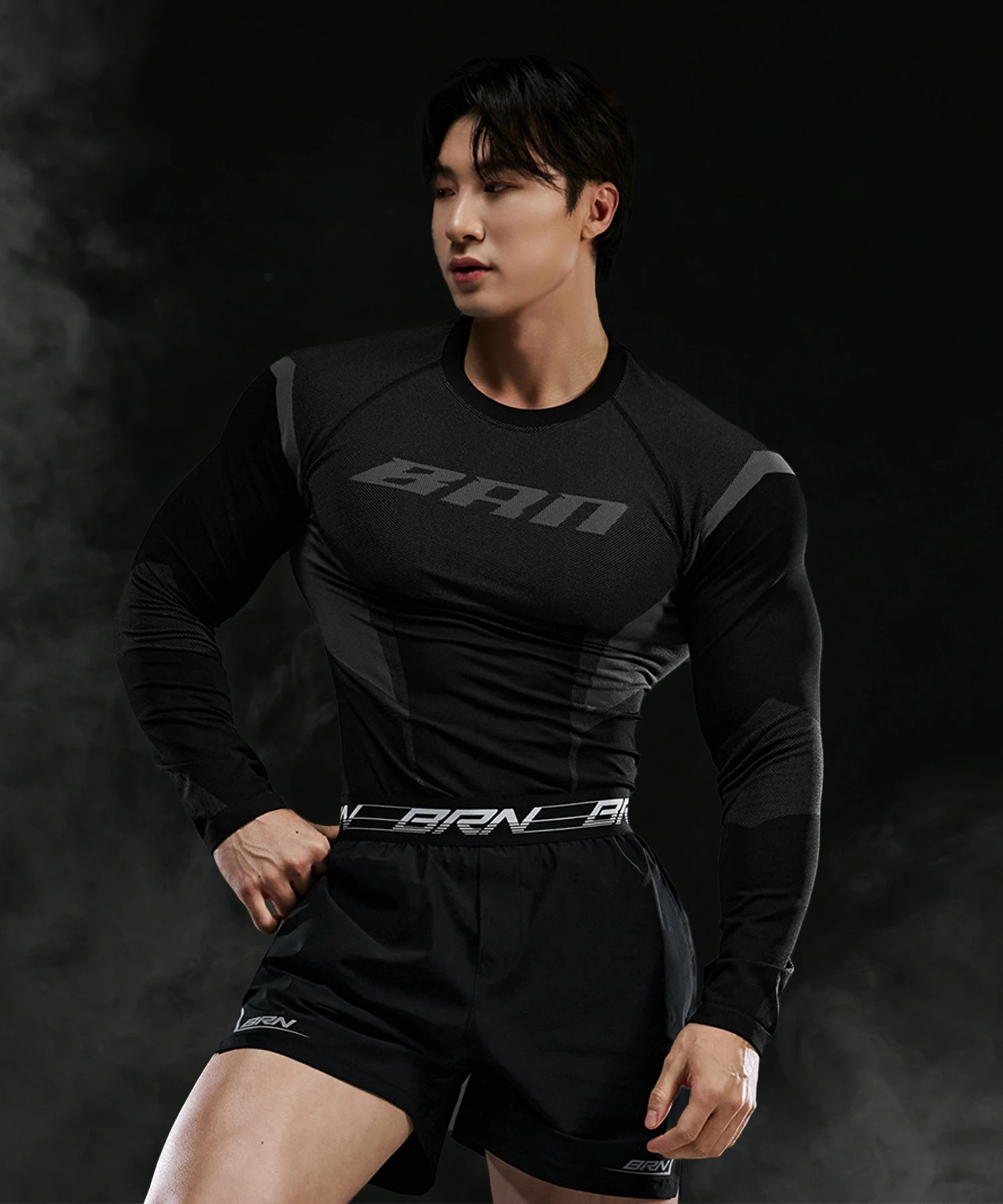 [ 大H pick] BRN ECLIPSE SEAMLESS LONG SLEEVE [BLACK]