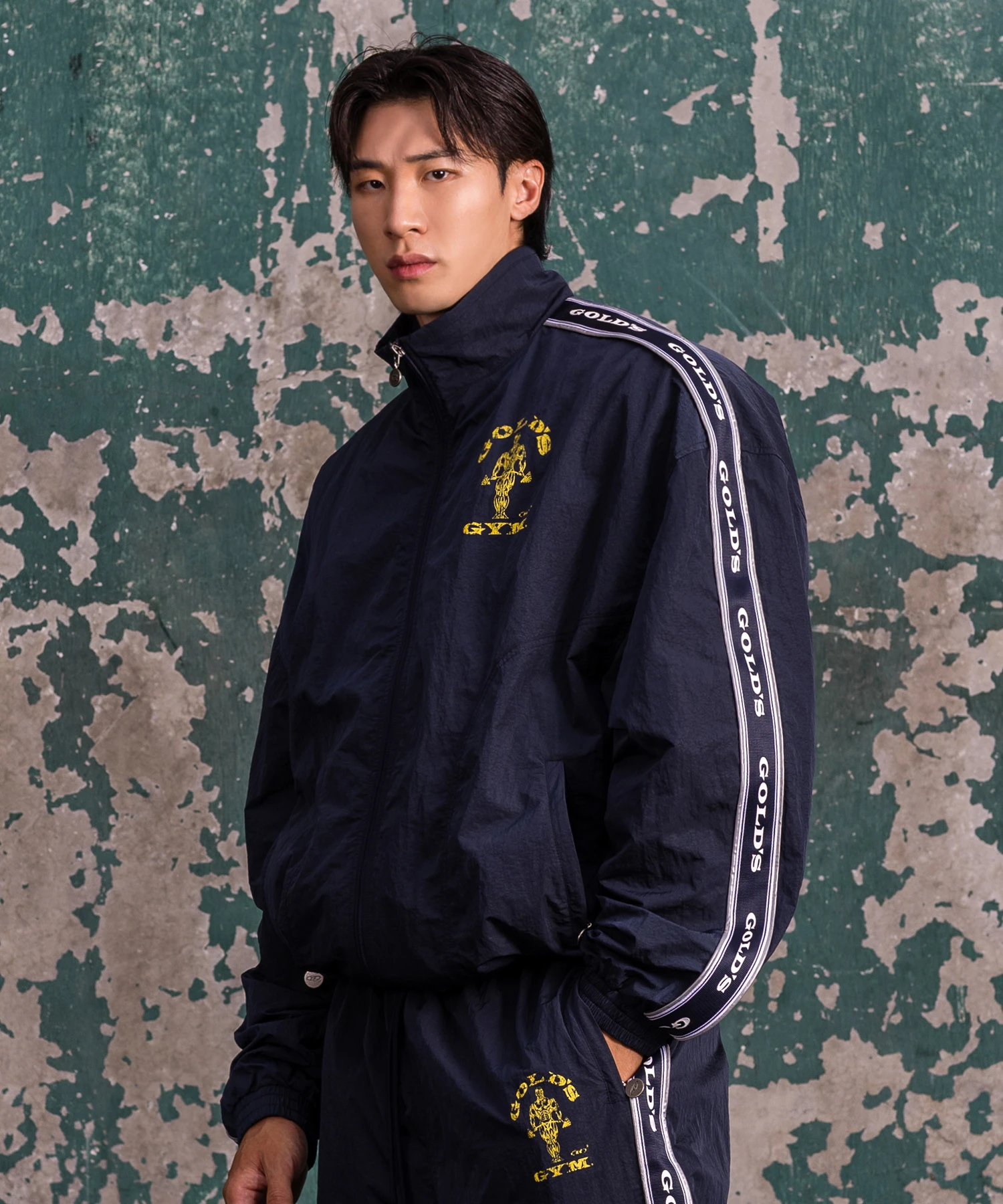[大Hpick]GOLD'S MUSCLE JOE LEGACY TRACK JACKET [NAVY]