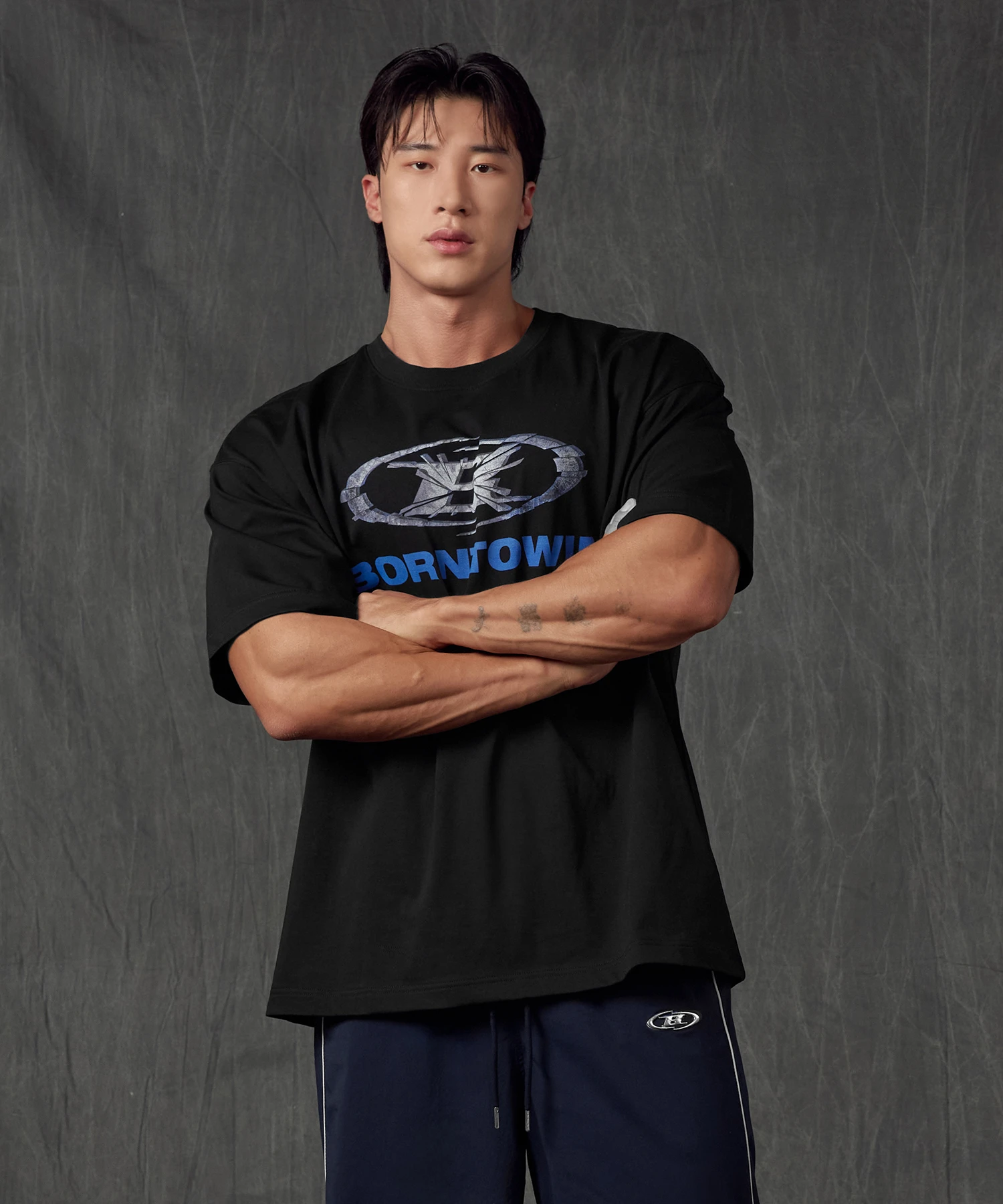 DAMAGED SYMBOL B LOGO T-SHIRTS [BLACK]