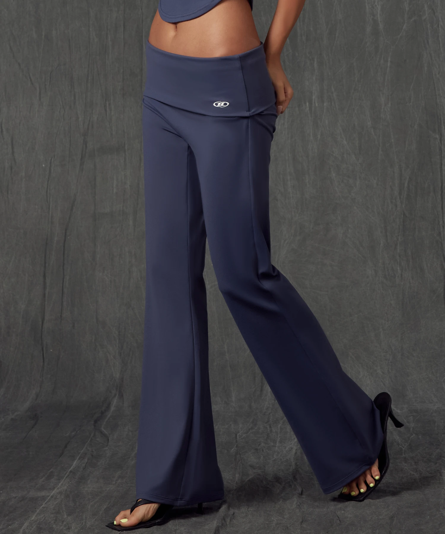 W B SOFT FOLDOVER FLARE PANTS [NAVY]