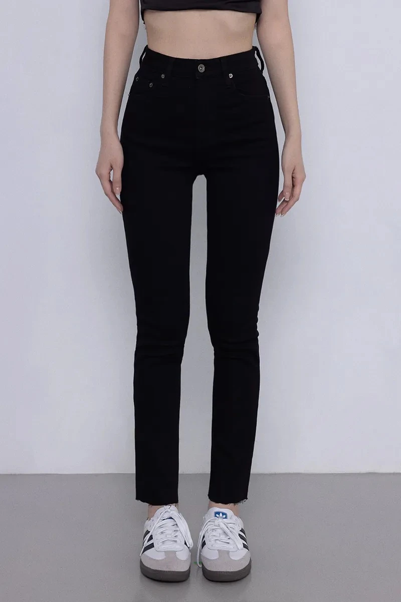 RS828 Curvy Jeans - Black