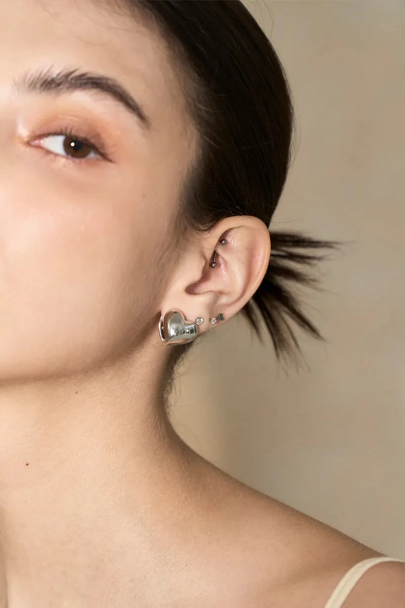 Love Dive Earrings - Silver