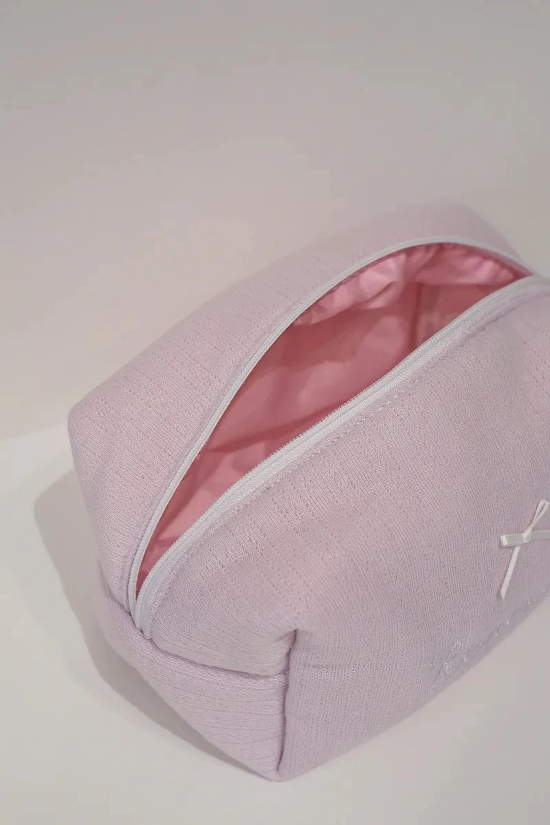 Morning Kiss Pillow Bag