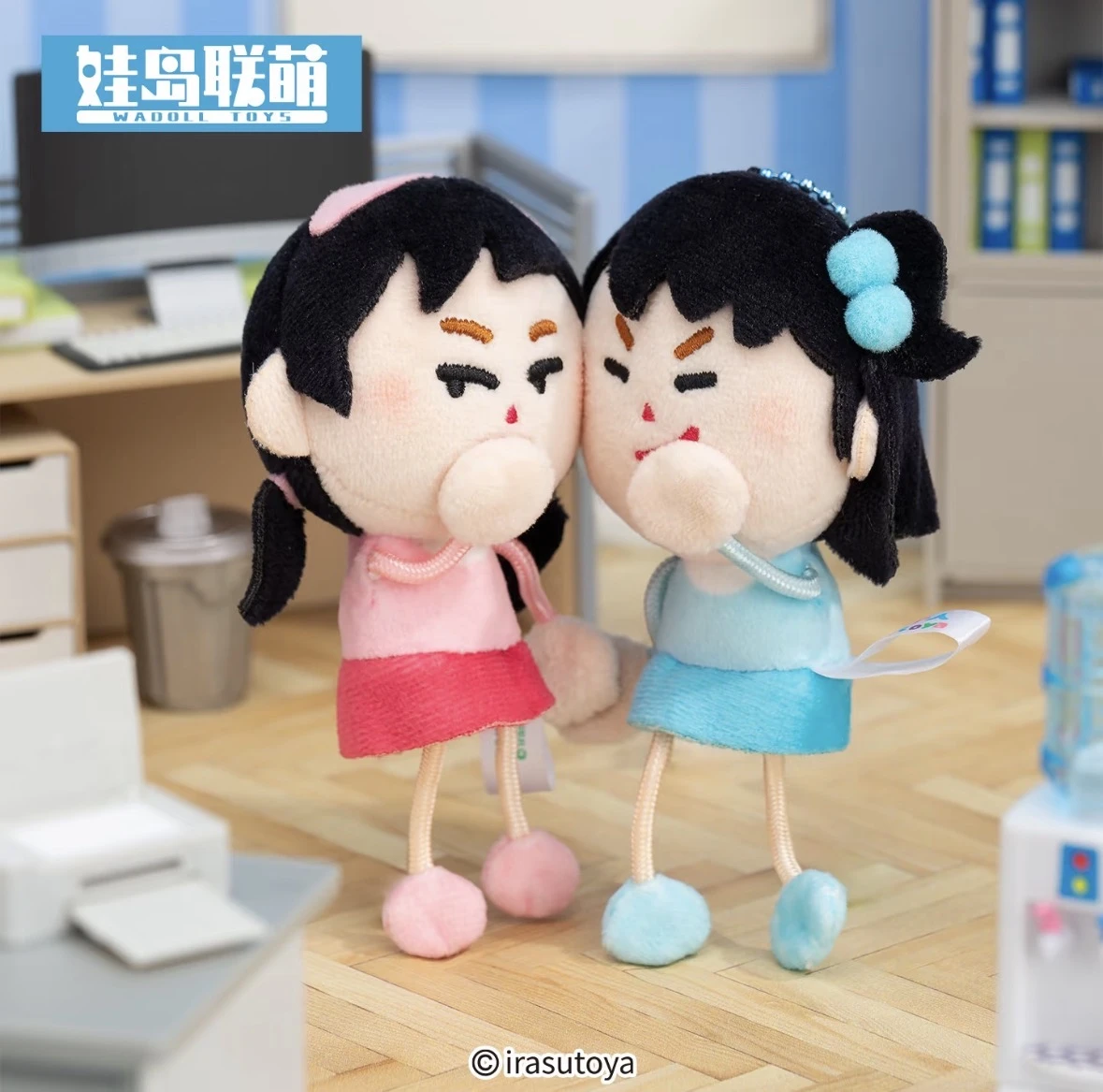 蛐蛐好姐妹小人毛绒掛件