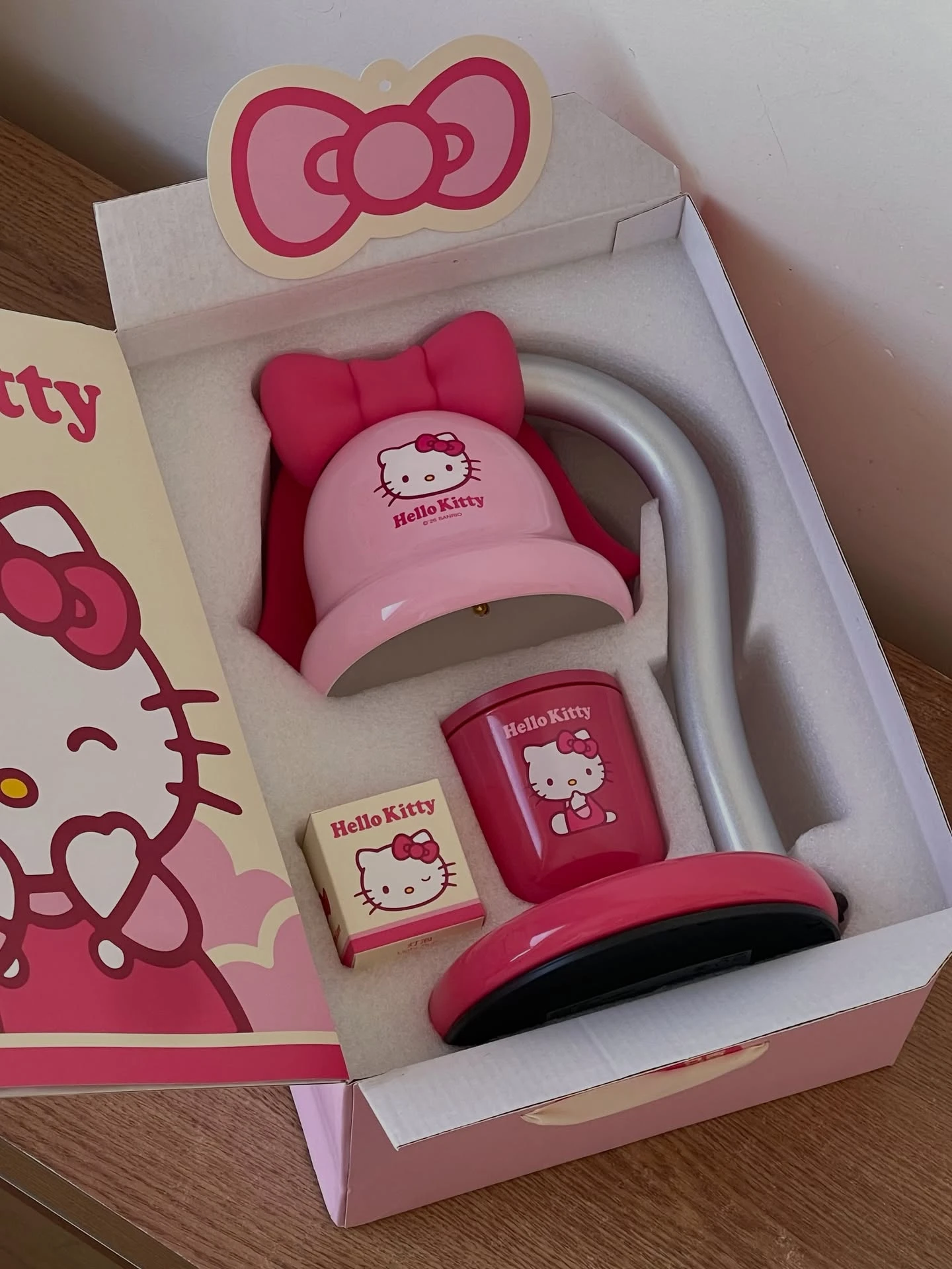 Hello Kitty 幸運鈴融蠟燈禮盒