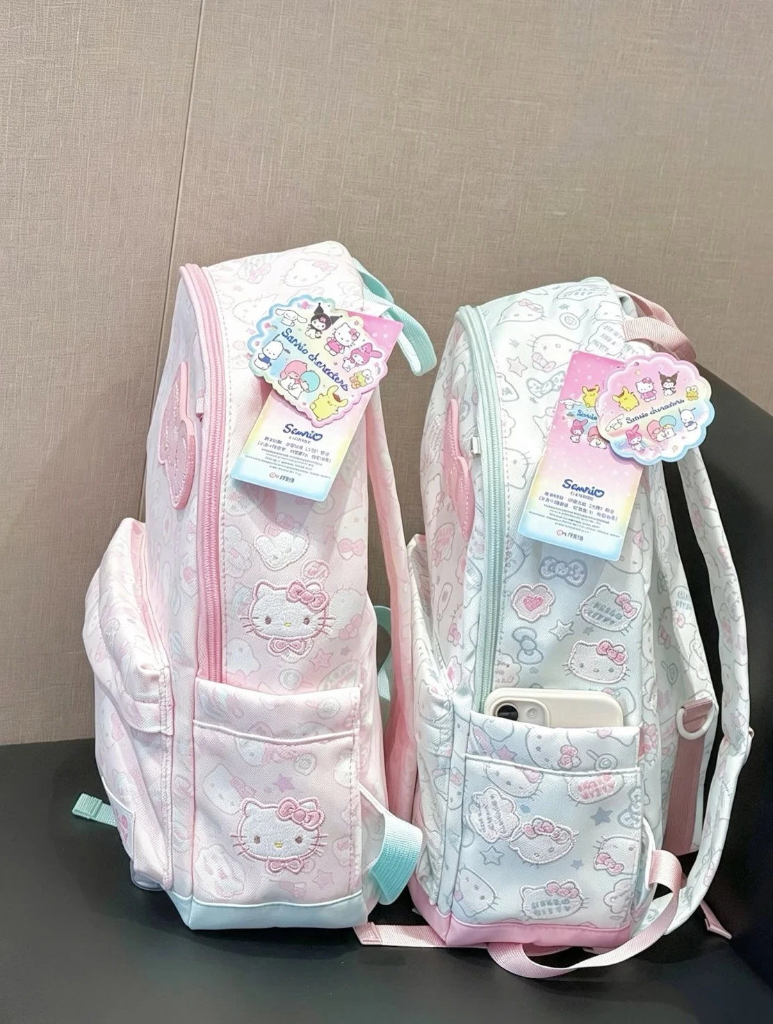 hello kitty滿印雙肩包
