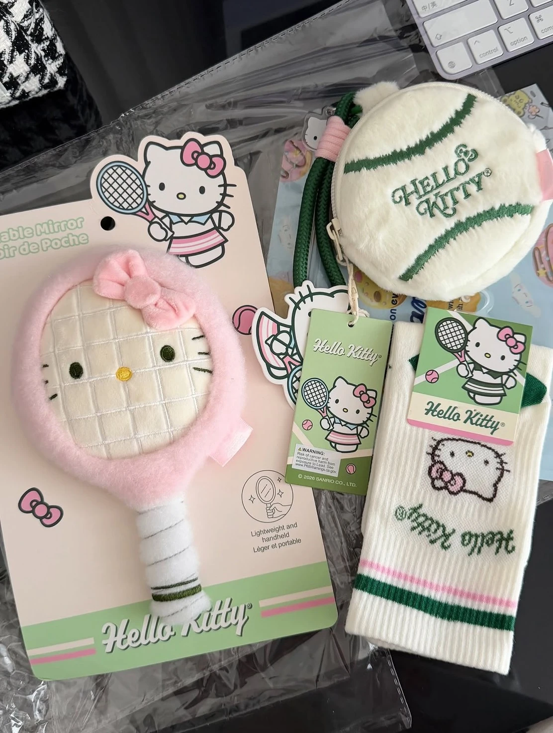 Hello Kitty 球拍毛絨手持鏡