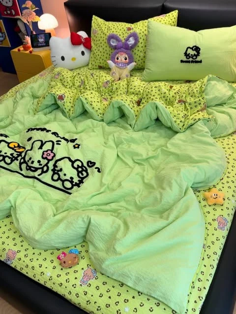 ins風凱蒂小貓四件套