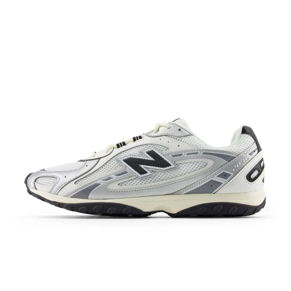 New Balance 204L 男鞋 女鞋 奶油黑銀色 IU 張員瑛 復古 穿搭 運動 休閒鞋 U204LSWD