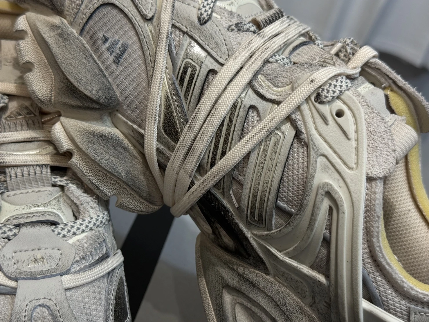 Adidas XLG Runner Deluxe "Vintage beige" 做舊 香檳米色 綁帶版 JR9632