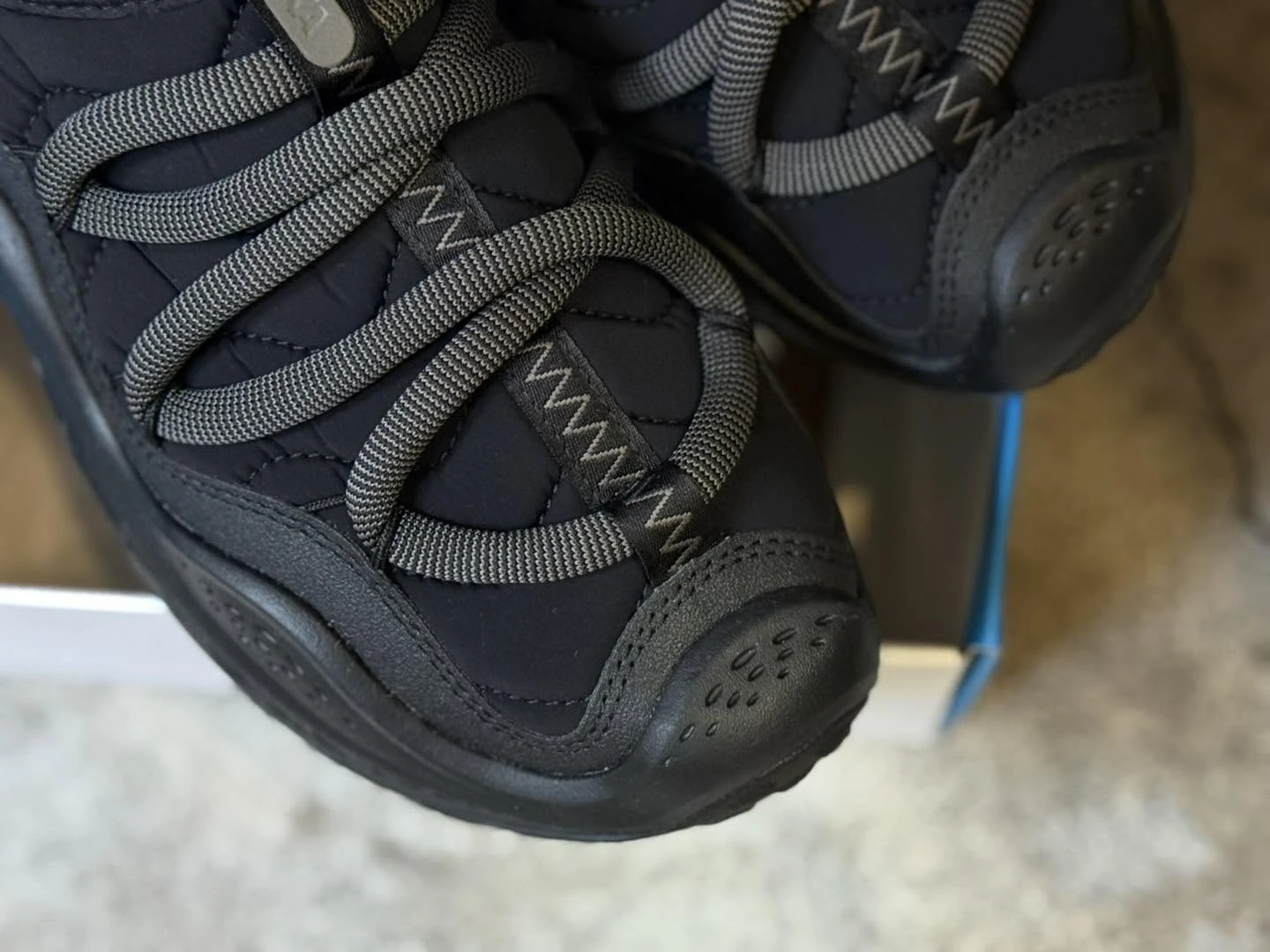 HOKA ONE ONE ORA PRIMO 全黑 烏龍麵 毛毛蟲鞋 1141570-BBLC