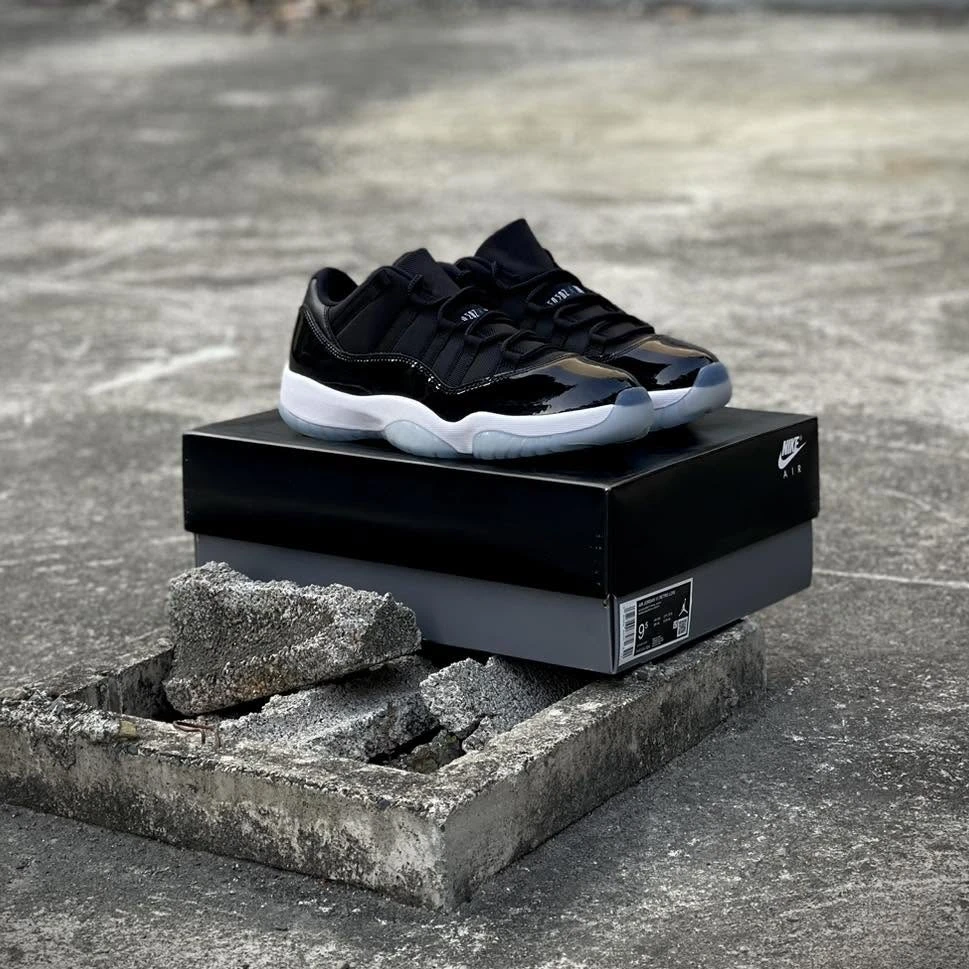 Nike Air Jordan 11 Retro Low Space Jam 黑藍冰底 GS FV5121-004