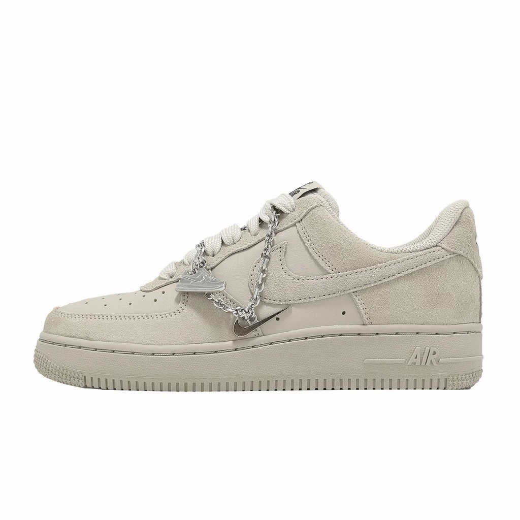 Nike Wmns Air Force 1 07 米麂皮 銀鏈 IV6042-236