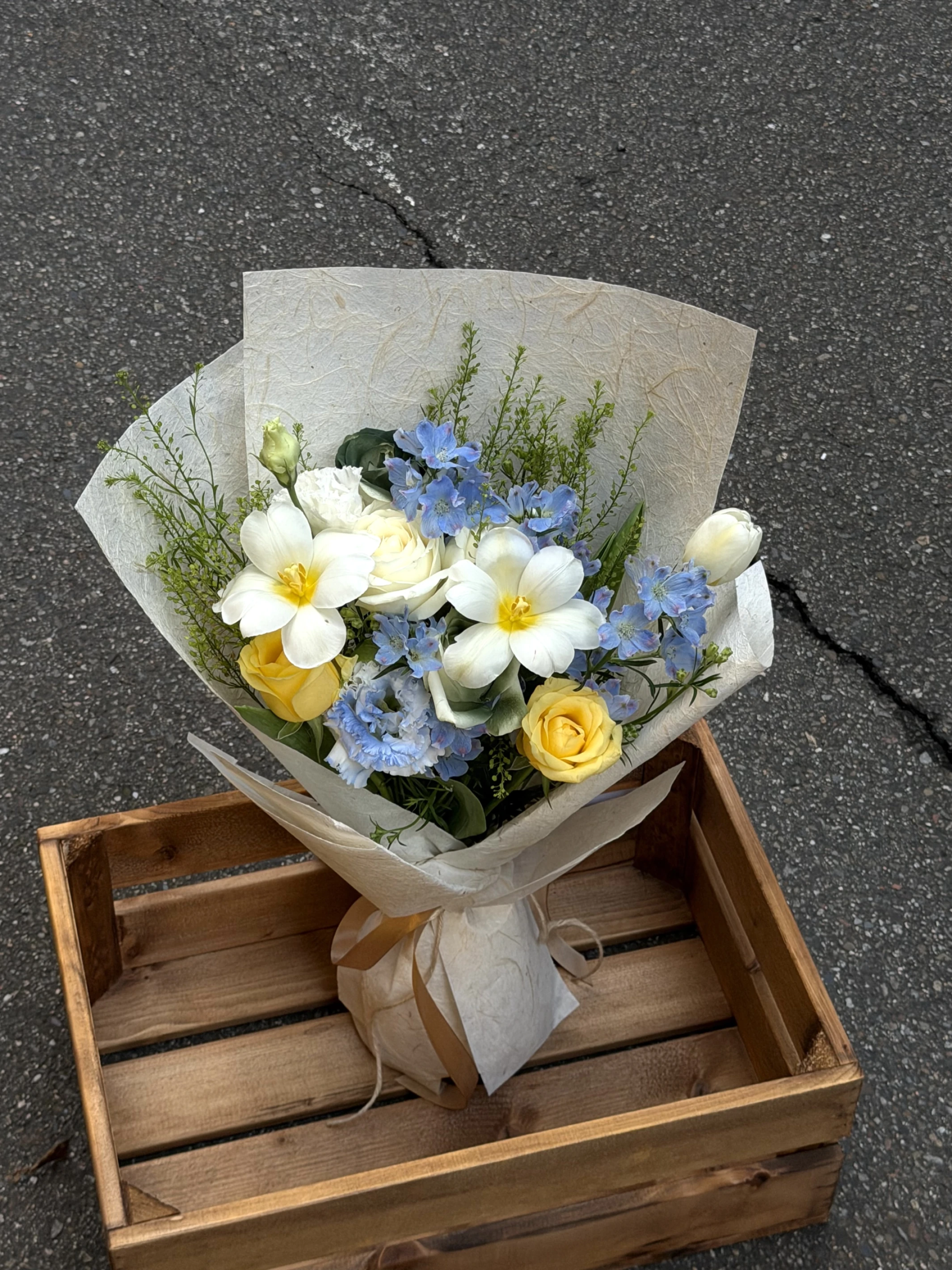 藍白色系鮮花花束